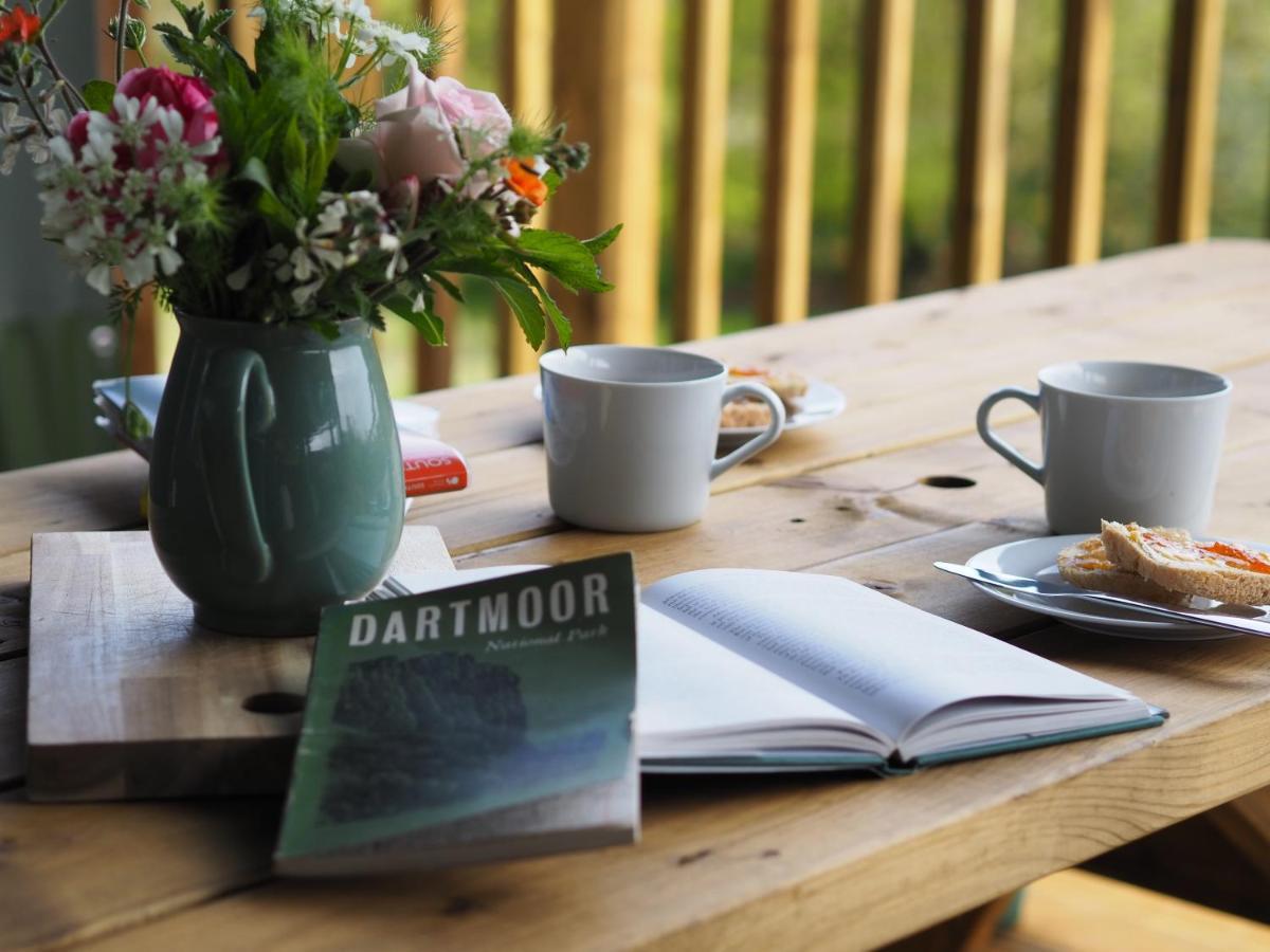 Brackenhill Glamping - Safari Tent With Hot Tub - Sleeps 6 Ivybridge Exteriér fotografie